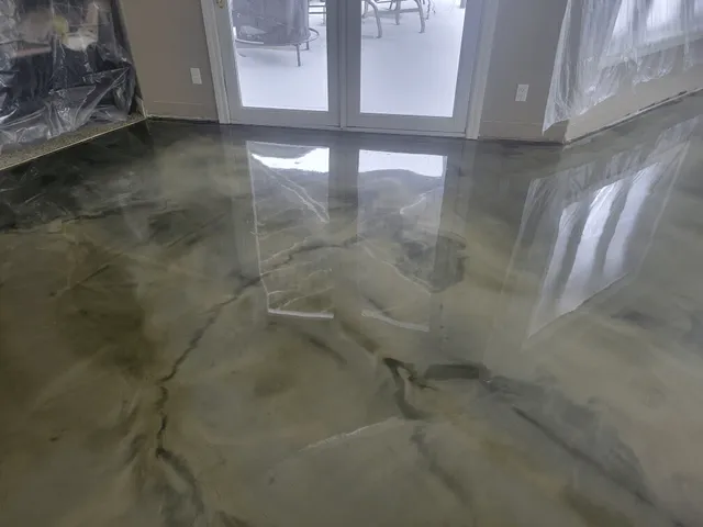 Metallic epoxy flooring in an Iowa basement
